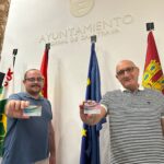 Andrés Cárdenas y Santiago Bastante presentan la Tarjeta Ciuadadana Vive Corral