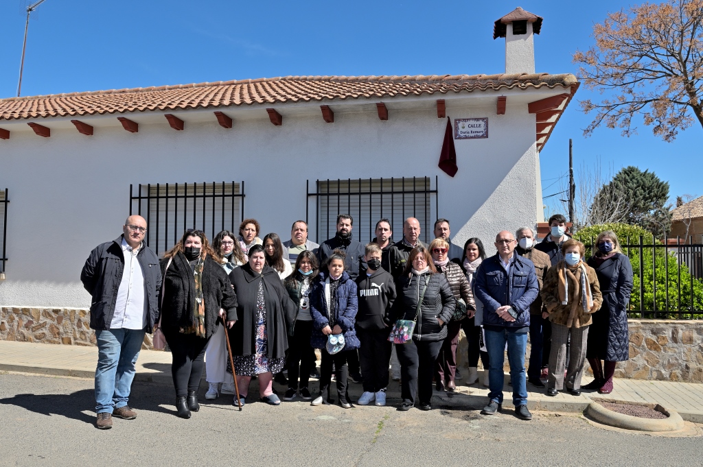 Dari homenaje familiares y amigos en la calle