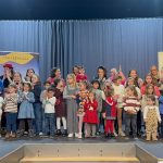 Foto de familia del encuentro solidario