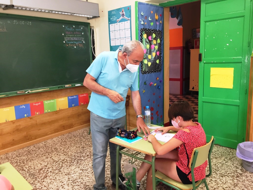Jose Antonio Camacho dando clase