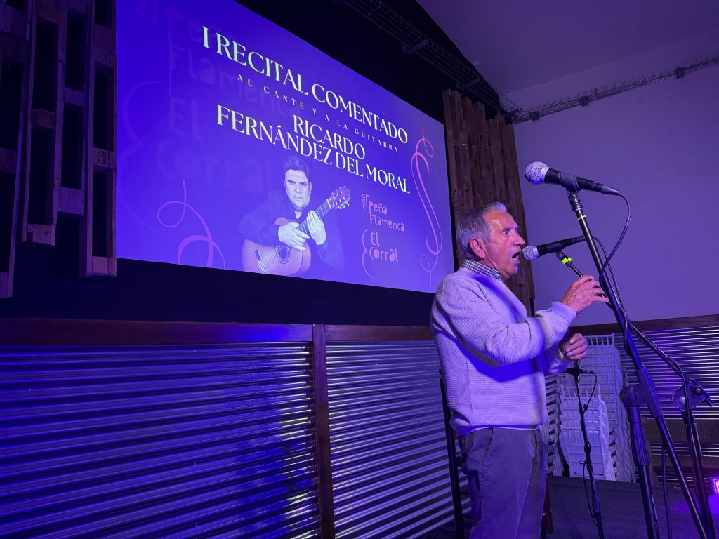 Pepe Arenas interviene en la presentación