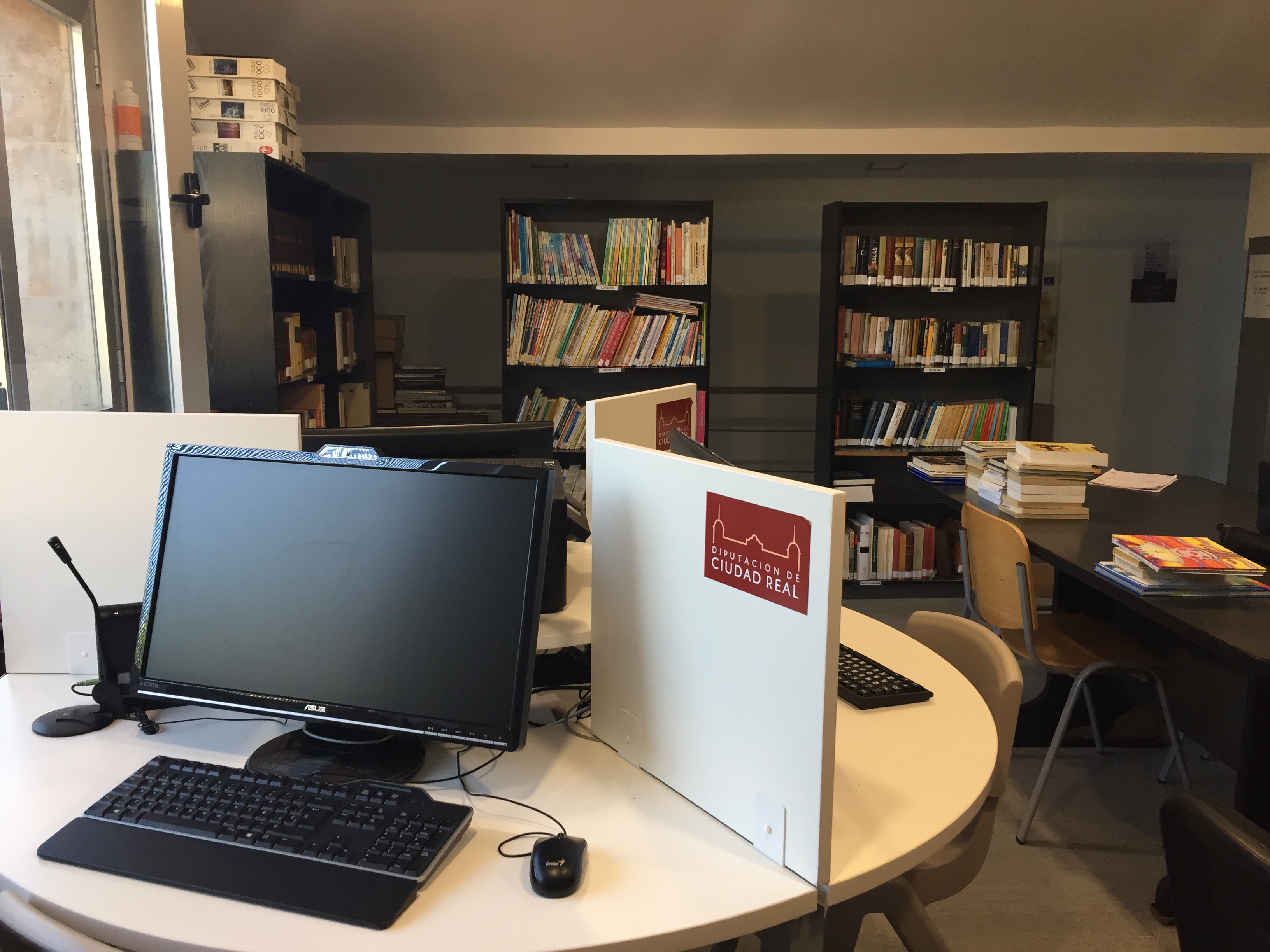 biblioteca 3