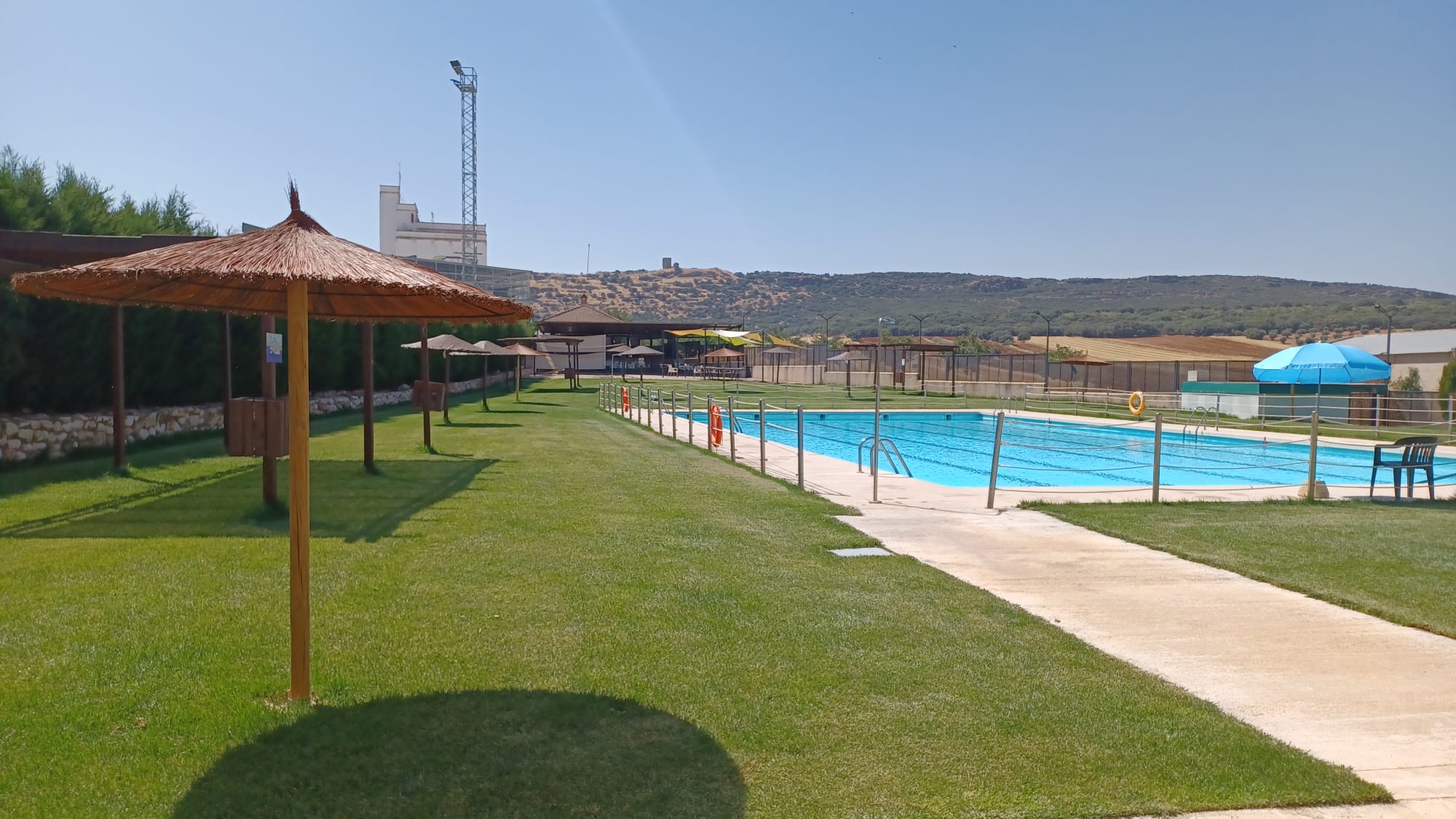 piscina municipal 2